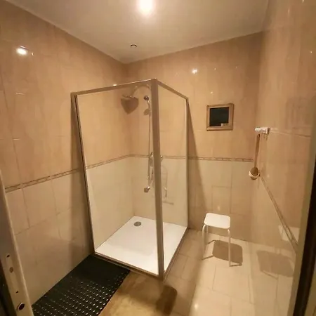 Au Vendangeoir D'hotes * Couvignon
